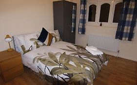 Entire Appartment Near Birmingham City